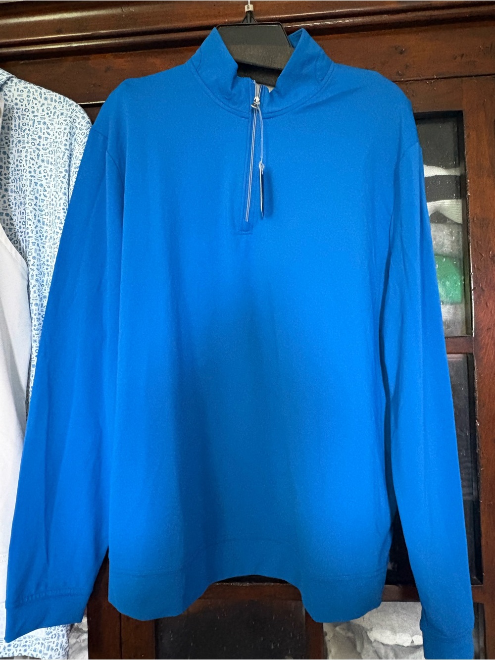 Johnnie O pullover BNWT size large